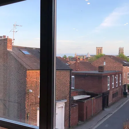 Vikings Two Bedroom With Free Parking. * York